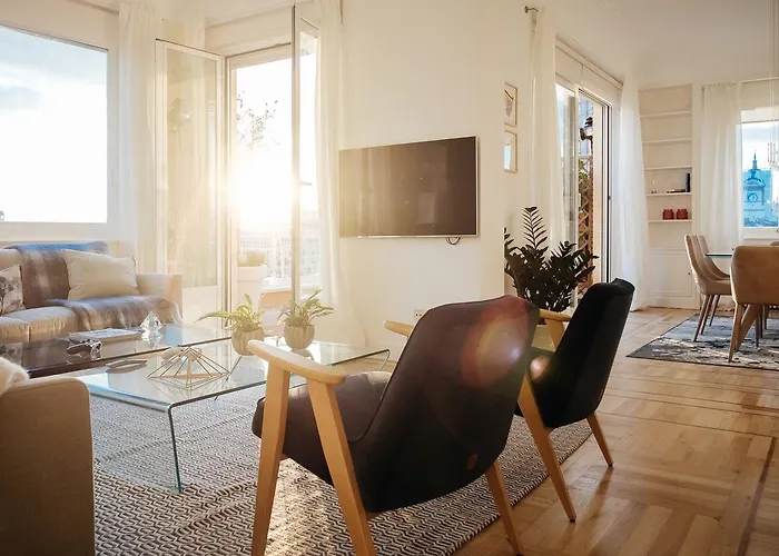 Apartamento de 300 m² en Distrito Salamanca, con 5 habitación(es) y 4 baño(s) privado(s)